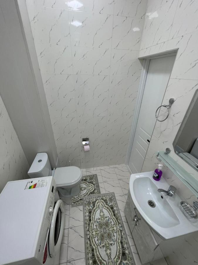 Amir Temur Apartment In Center After Renovation Tashkent Exterior photo