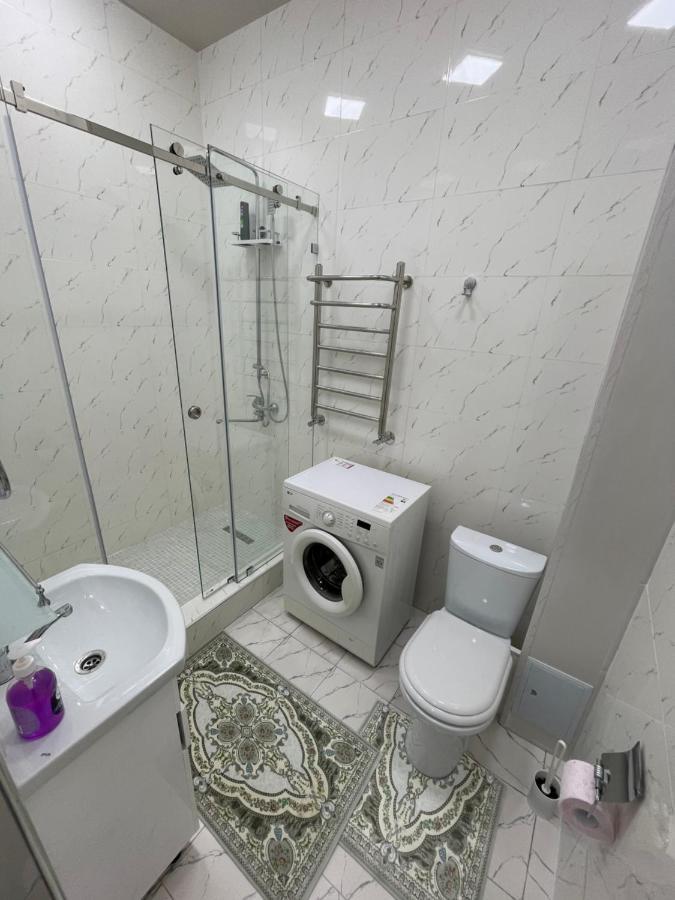 Amir Temur Apartment In Center After Renovation Tashkent Exterior photo